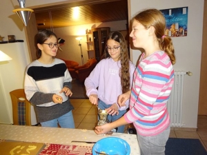 DSC01842 Plaetzchen-backen